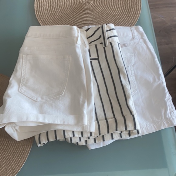 Bundle of 3 Shorts - Picture 2 of 6